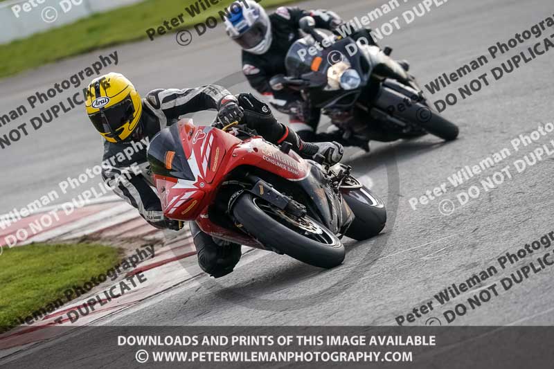 donington no limits trackday;donington park photographs;donington trackday photographs;no limits trackdays;peter wileman photography;trackday digital images;trackday photos